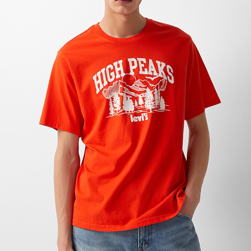Levi’s orange tangerine 100% cotton High Peaks t-shirt NWT